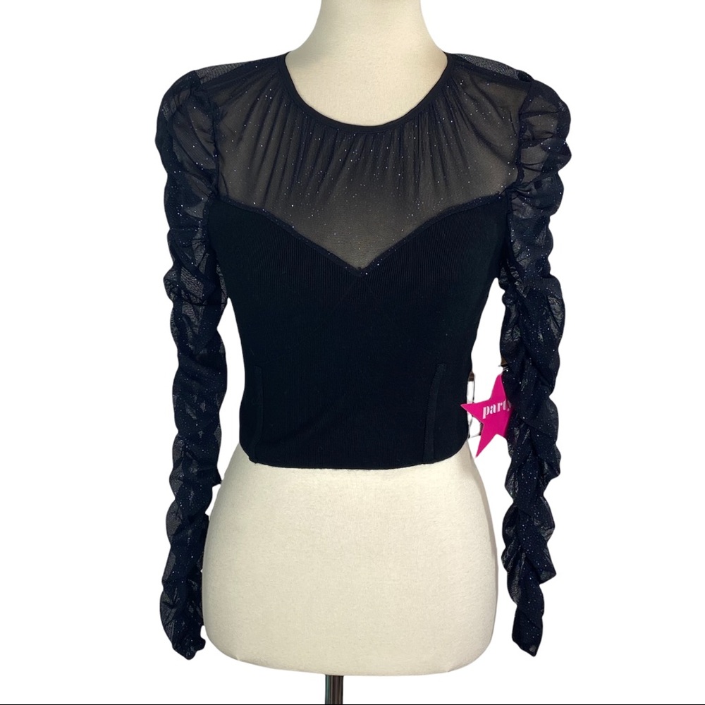 NWT On 12th cropped blouse size S